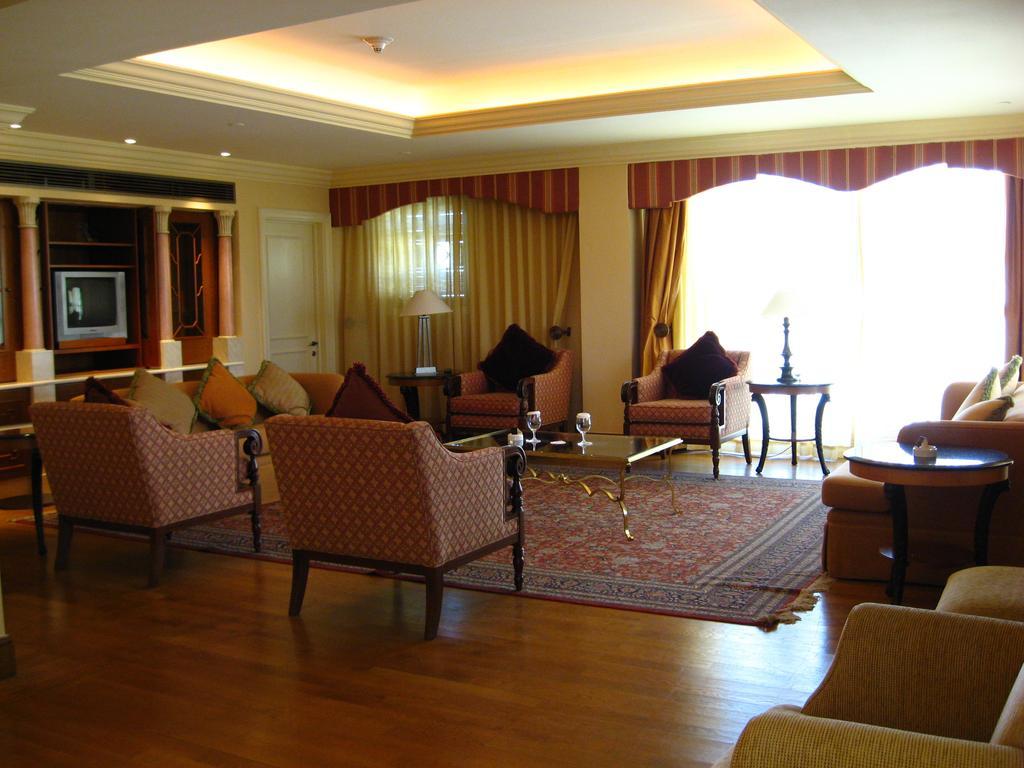 Jacir Palace Hotel Bethlehem Bagian luar foto
